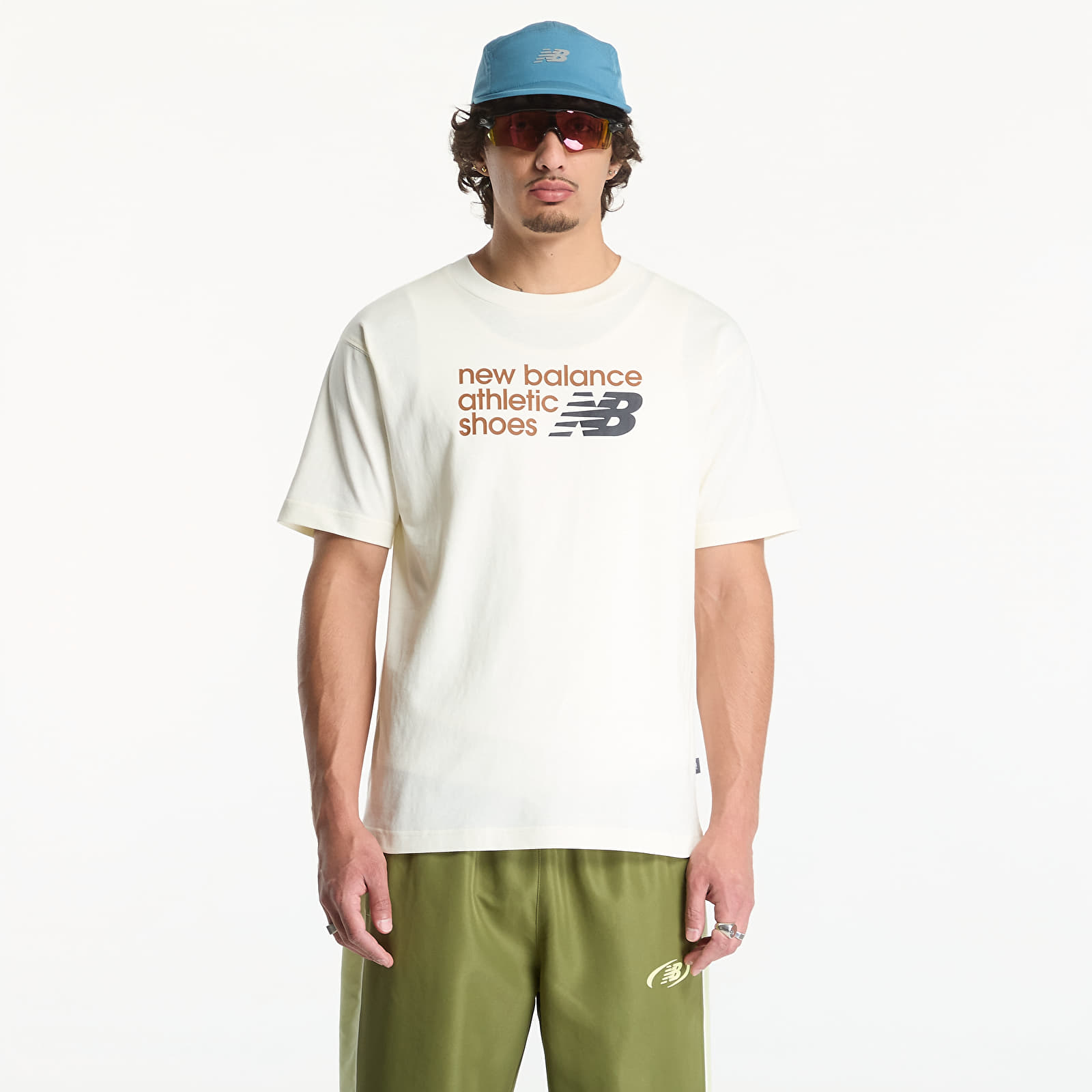 T-shirts New Balance Athletics Premium Relaxed Chest Logo T-Shirt Angora