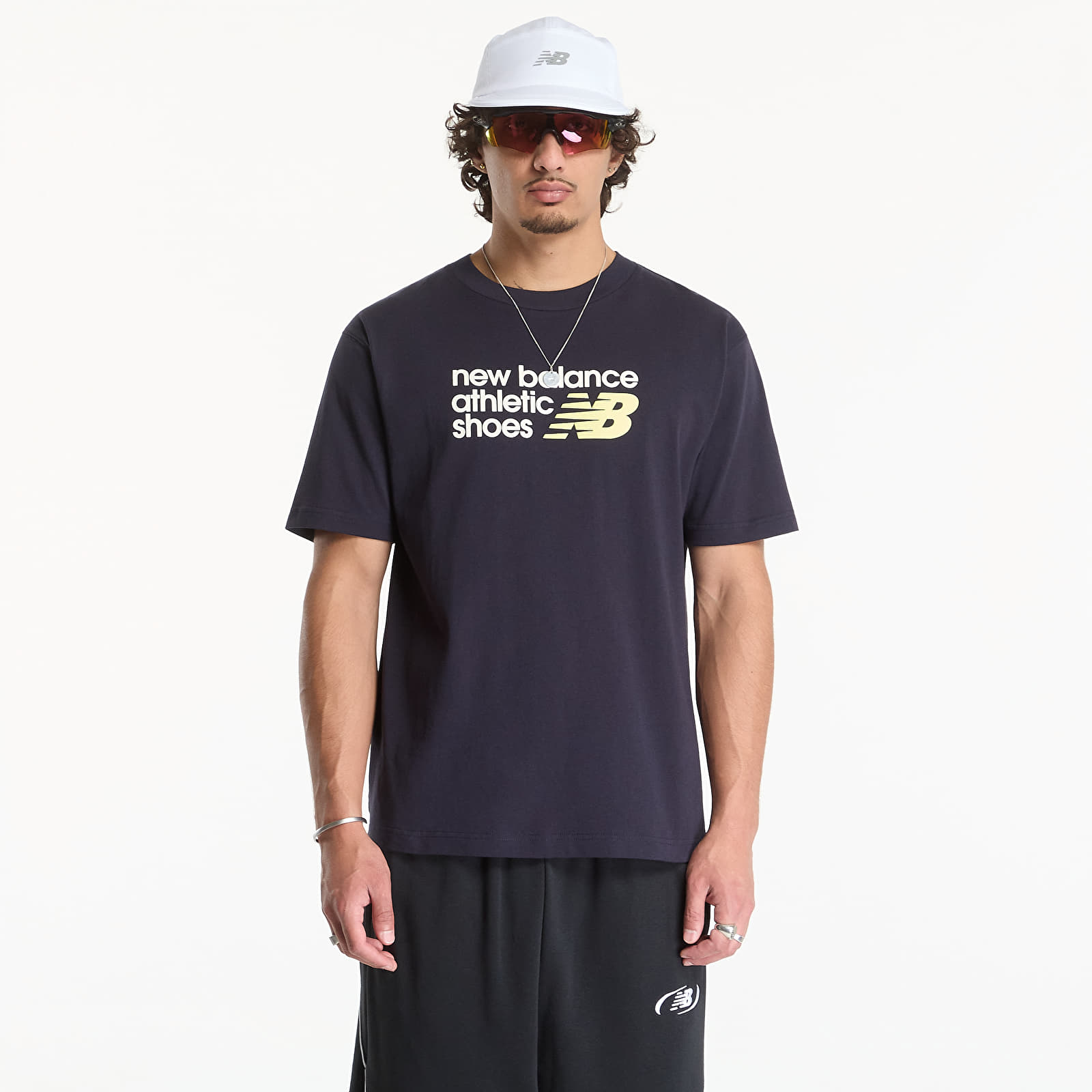 T-shirts New Balance Athletics Premium Relaxed Chest Logo T-Shirt Dark Night