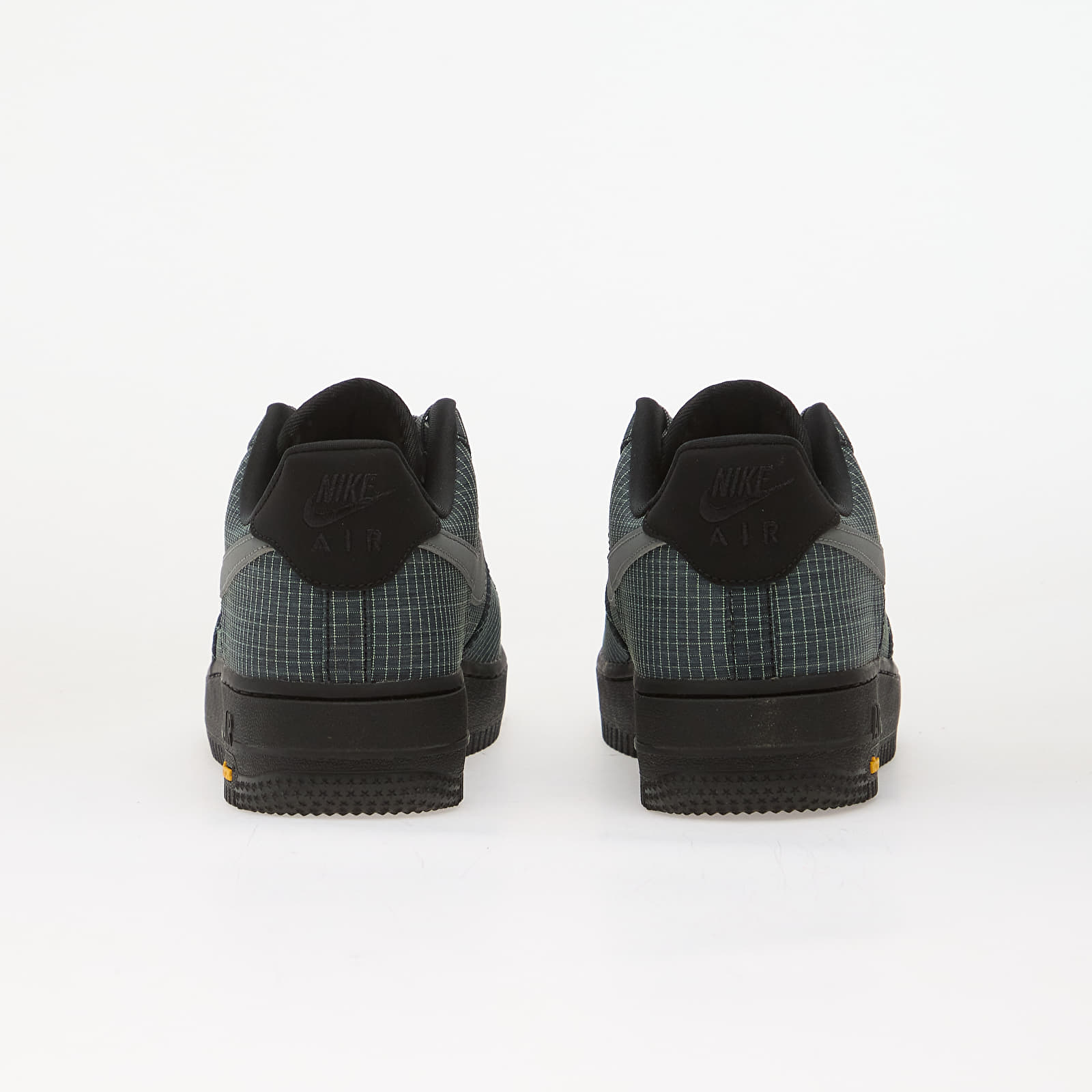 Chaussures et baskets homme Nike Air Force 1 '07 LX Vibram Black/ Smoke Grey-Lt Lemon Twist