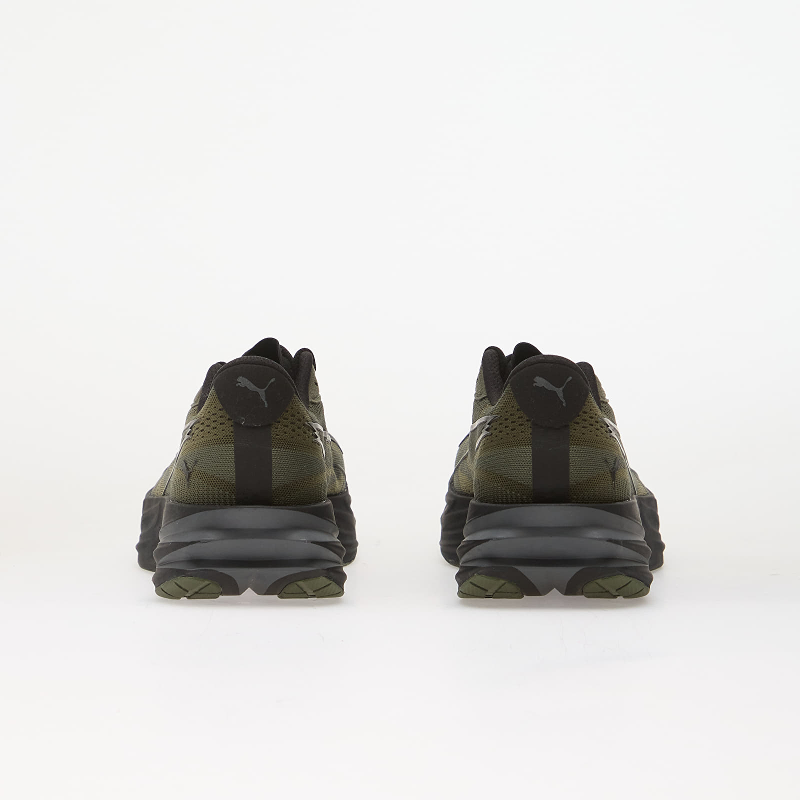 Încălțăminte și sneakerși pentru bărbați Puma Deviate Pure NITRO Moss Veil/ Puma Black