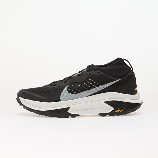 ACG Zegama Trail Black/ Summit White-Safety Orange