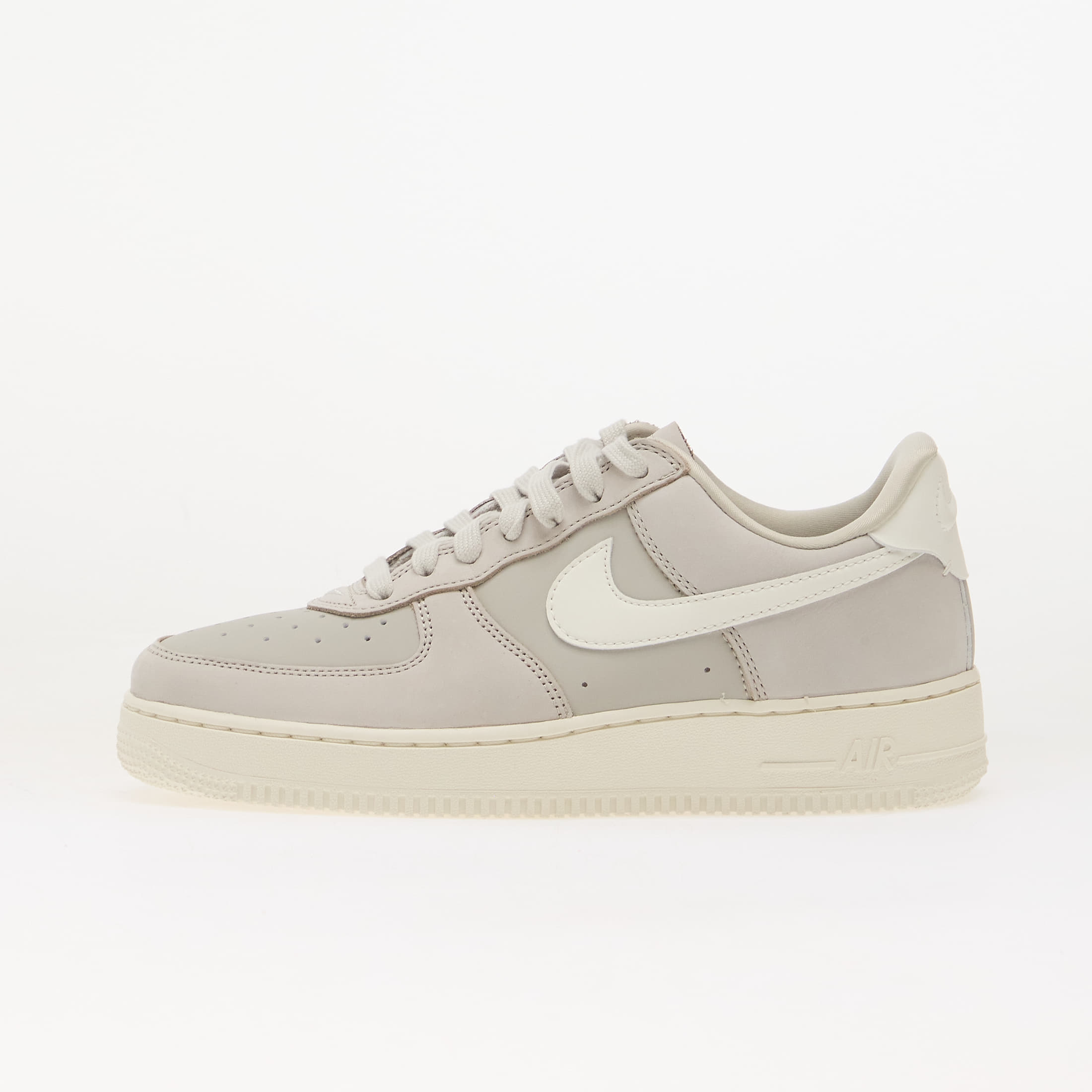 Tenisky Nike Air Force 1 Retro Premium Light Bone/ Sail EUR 40