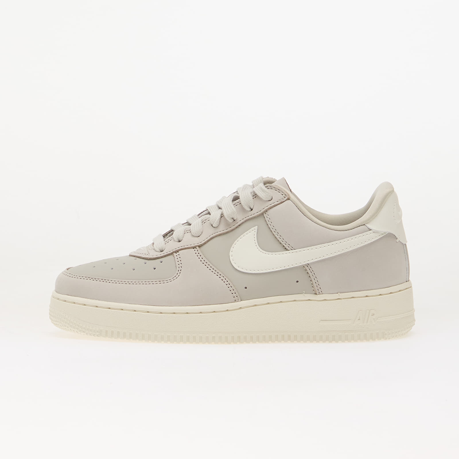 Scarpe donna Nike Air Force 1 Retro Premium Light Bone/ Sail
