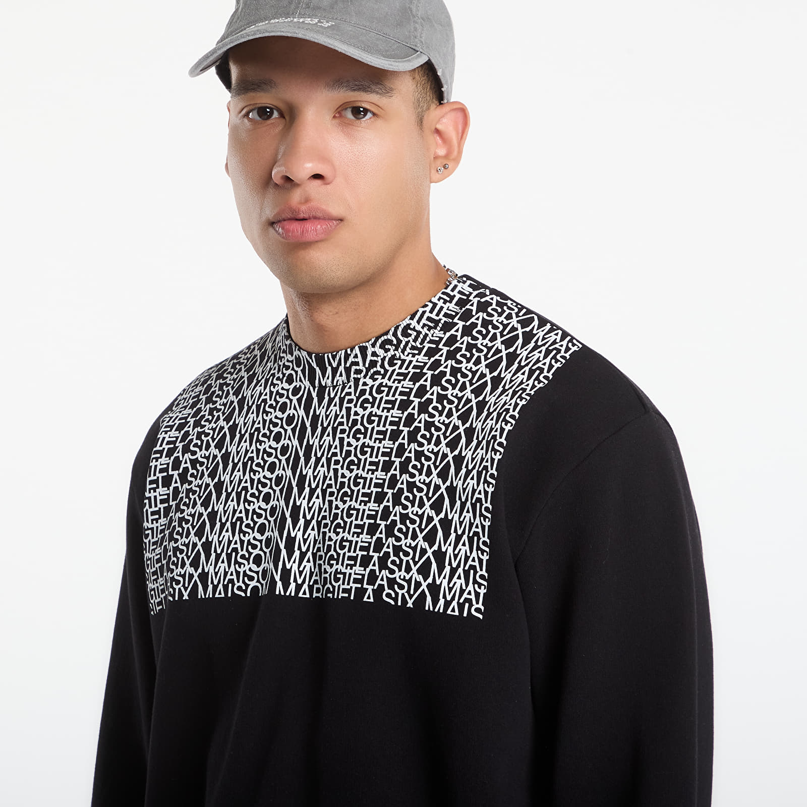Mikinas ar kapuci un sporta krekli MM6 Sweatshirt Black