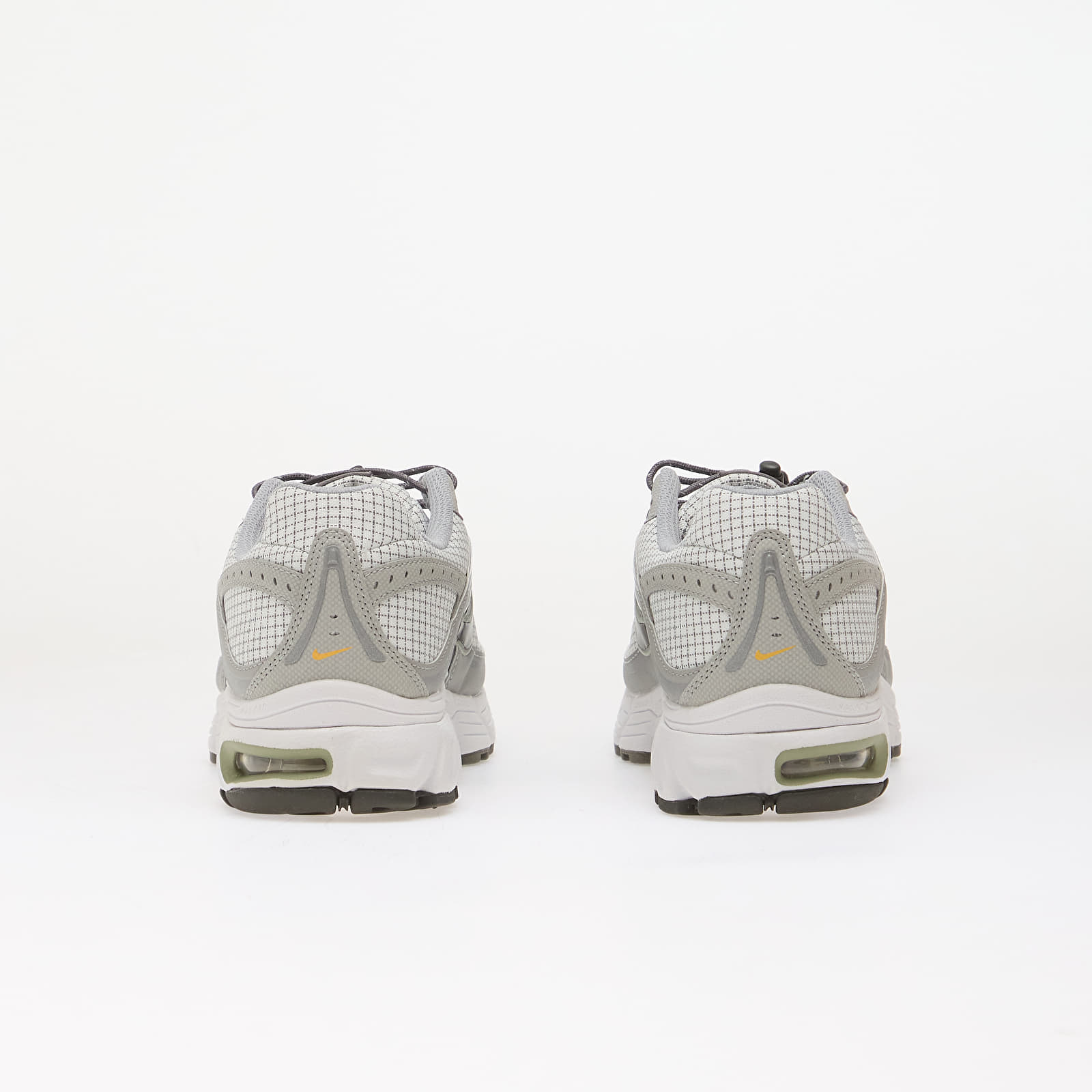 Men's shoes Nike Air Max Moto 2K Summit White/ Newsprint-Smoke Grey
