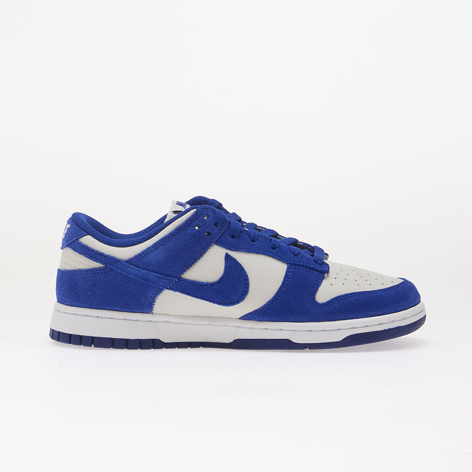 Chaussures et baskets femme Nike Dunk Low Suede Old Royal/ Old Royal-Photon Dust-White