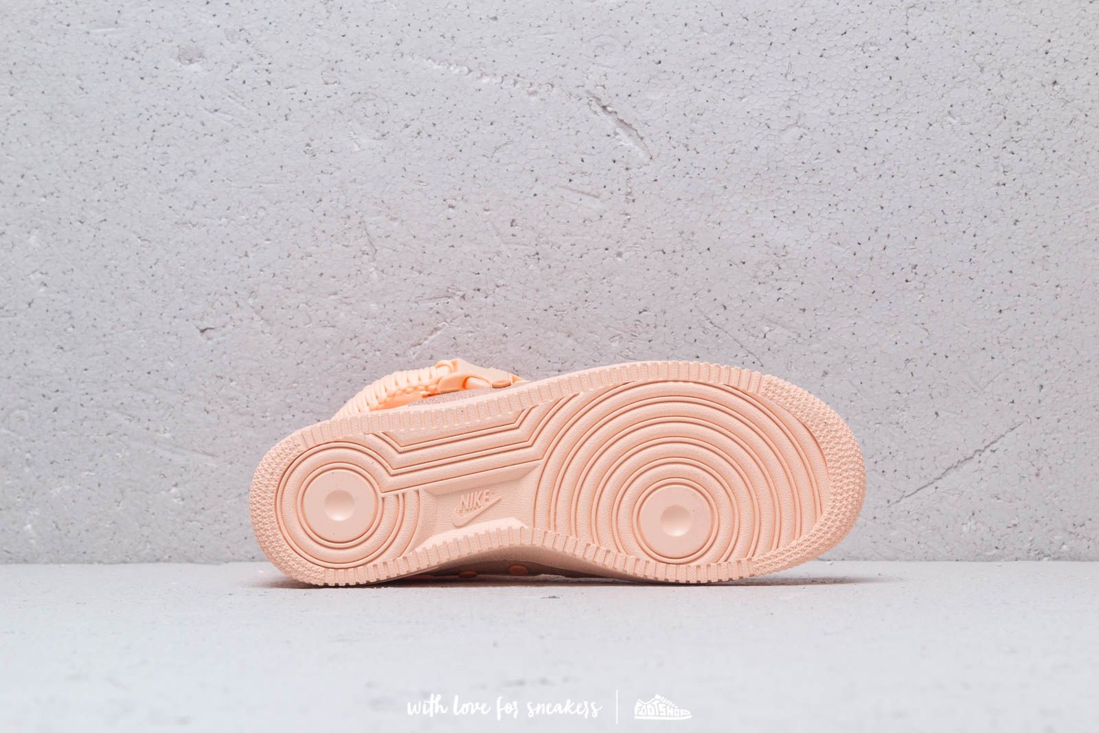 Damen Sneaker und Schuhe Nike W Sf Air Force 1 Crimson Tint/ Crimson Tint