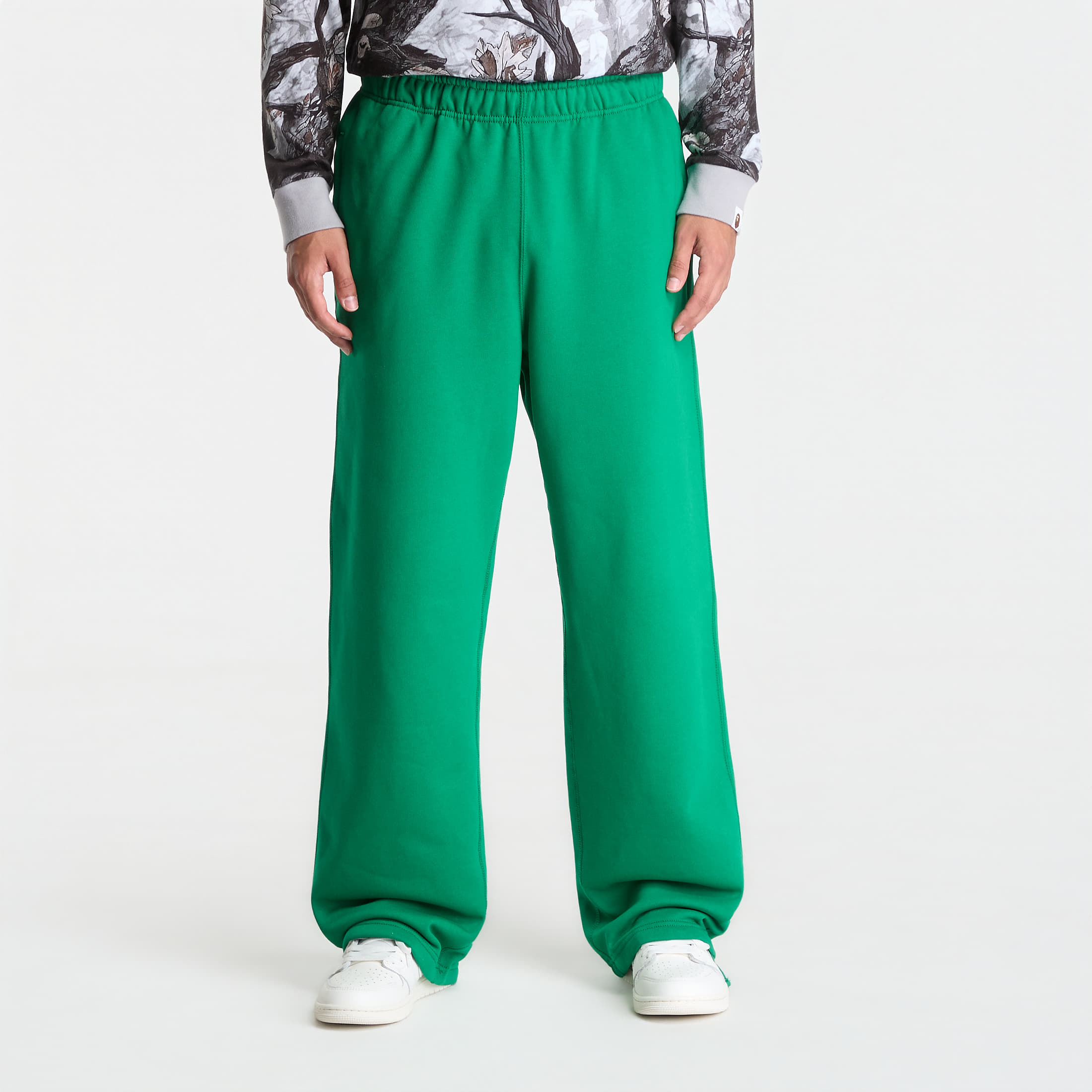 Суитшърт Nike Solo Swoosh Men's Fleece Open-Hem Pants Court Green/ Court Green/ White XL