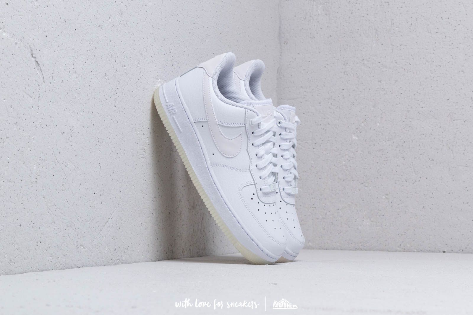wmns air force 1 07 ess suf20