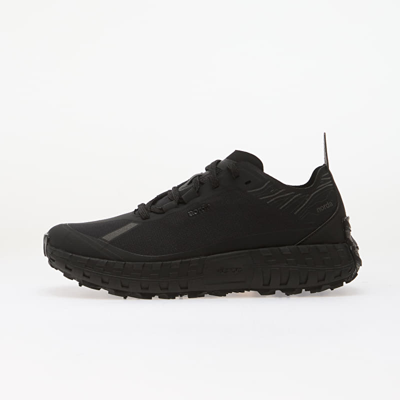 Norda 001 Stealth Black