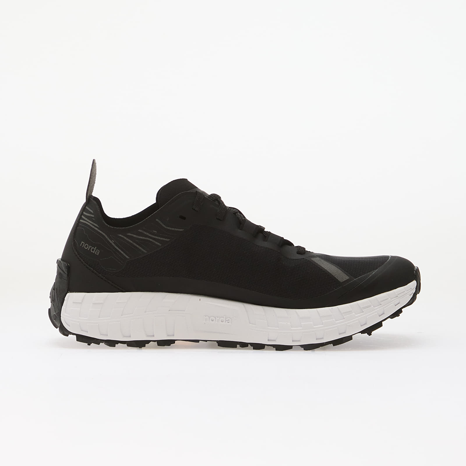 Sneakerși pentru bărbați Norda 001A Black