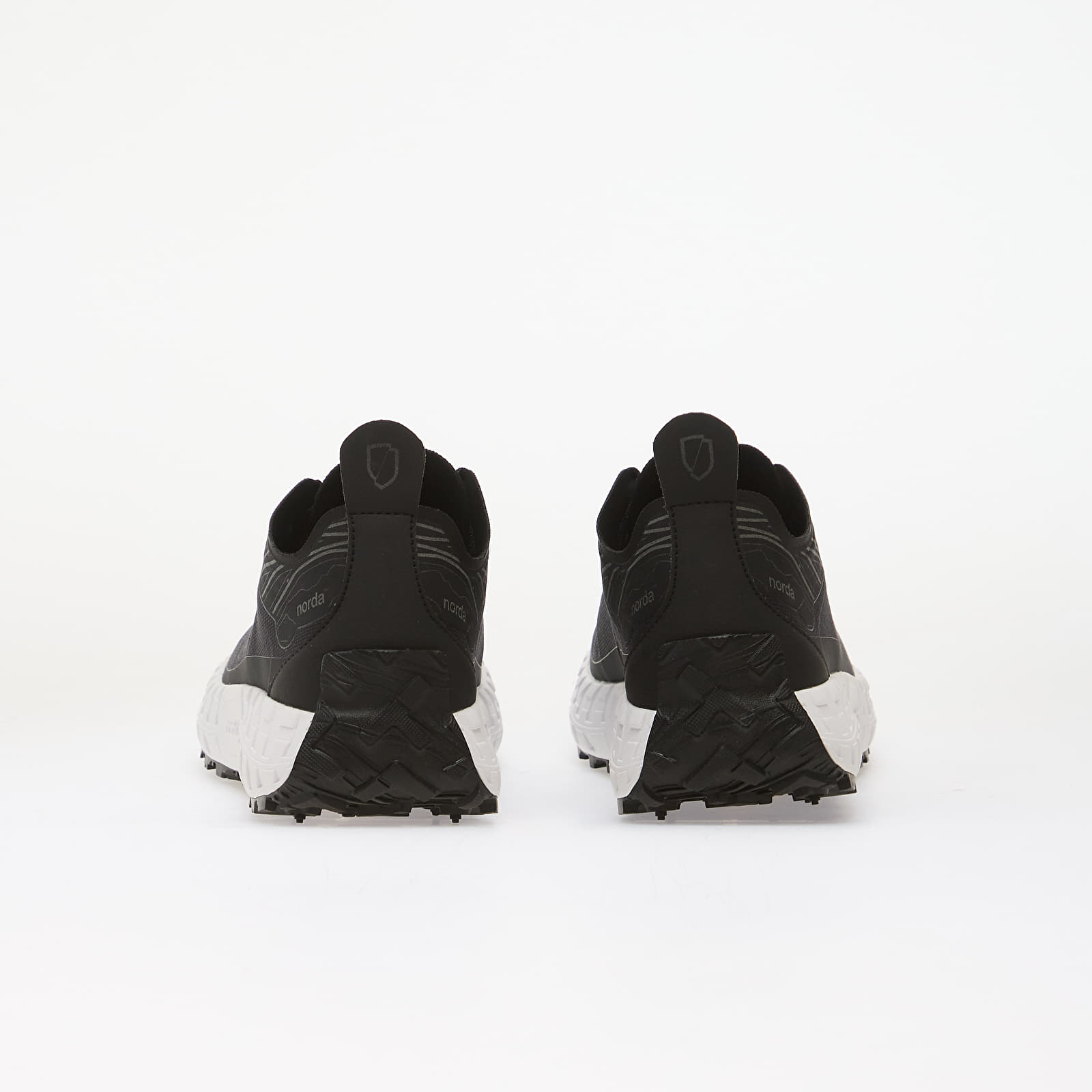 Sneakerși pentru bărbați Norda 001A Black