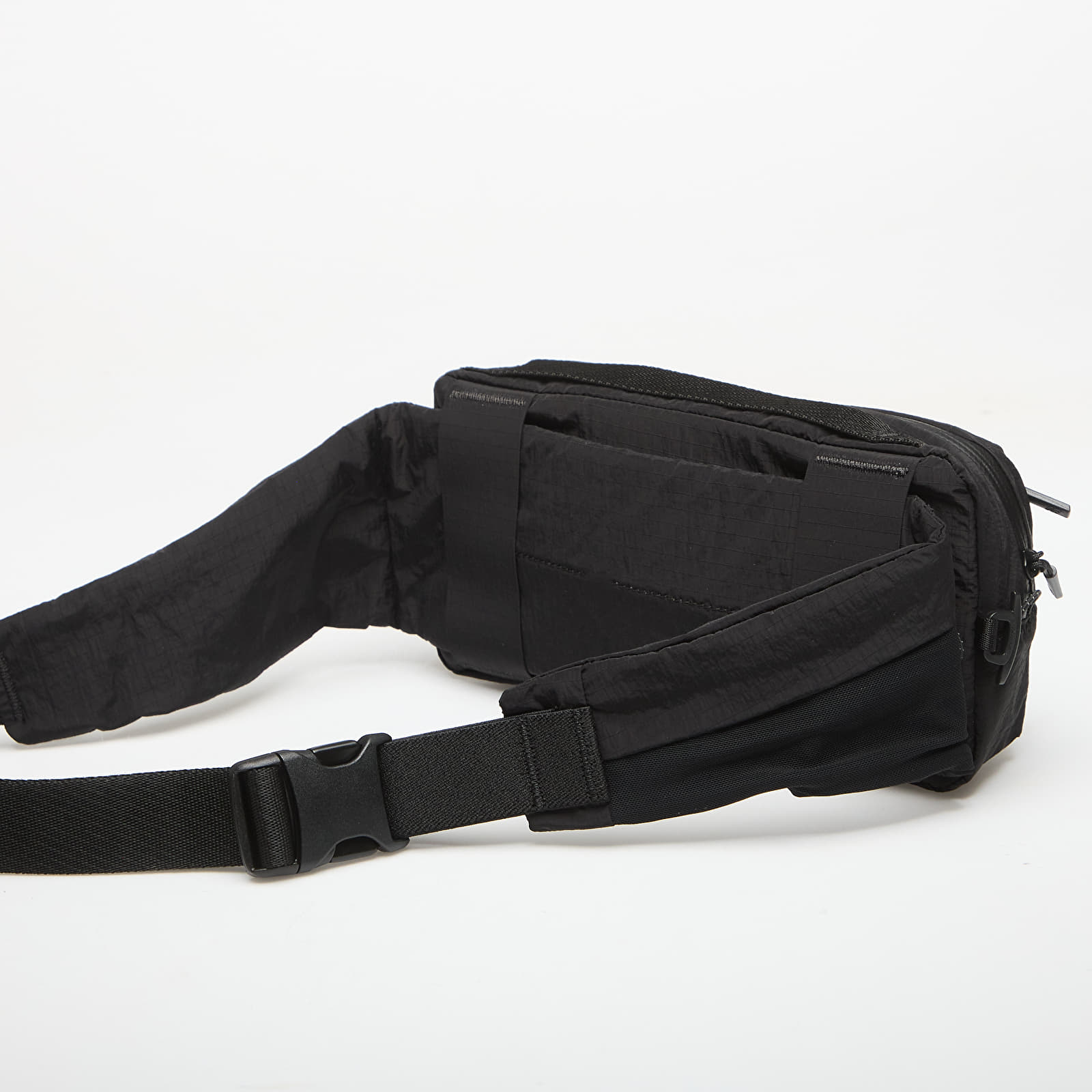 Övtáskák New Balance n Sling Belt Black