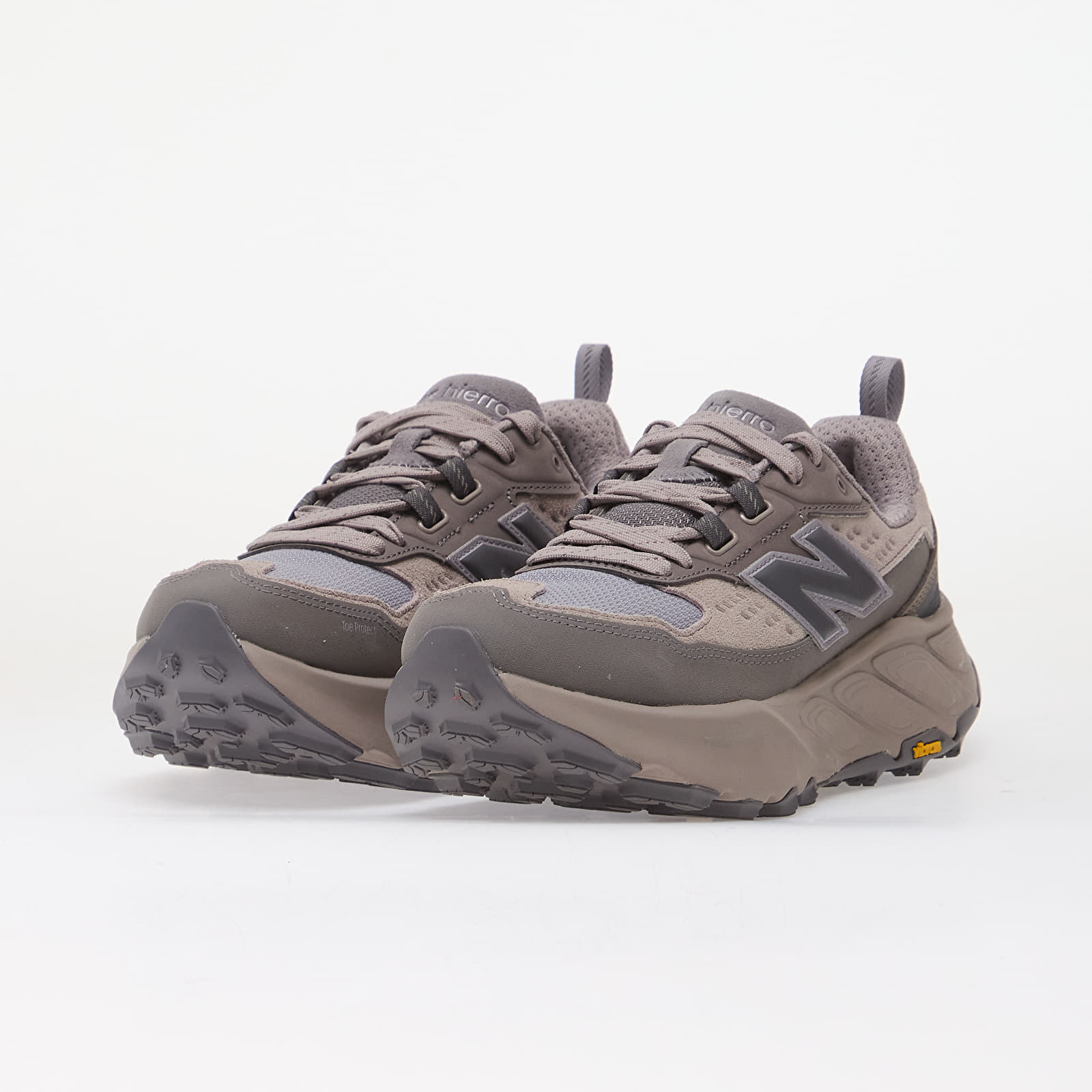 Damesschoenen New Balance Fresh Foam X Hierro Trek Tffle Salt/ Off-Line Grey