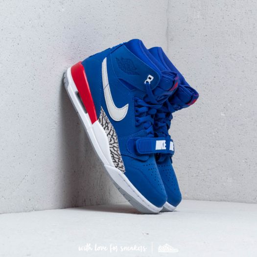 Men s shoes Air Jordan Legacy 312 Bright Blue White Footshop