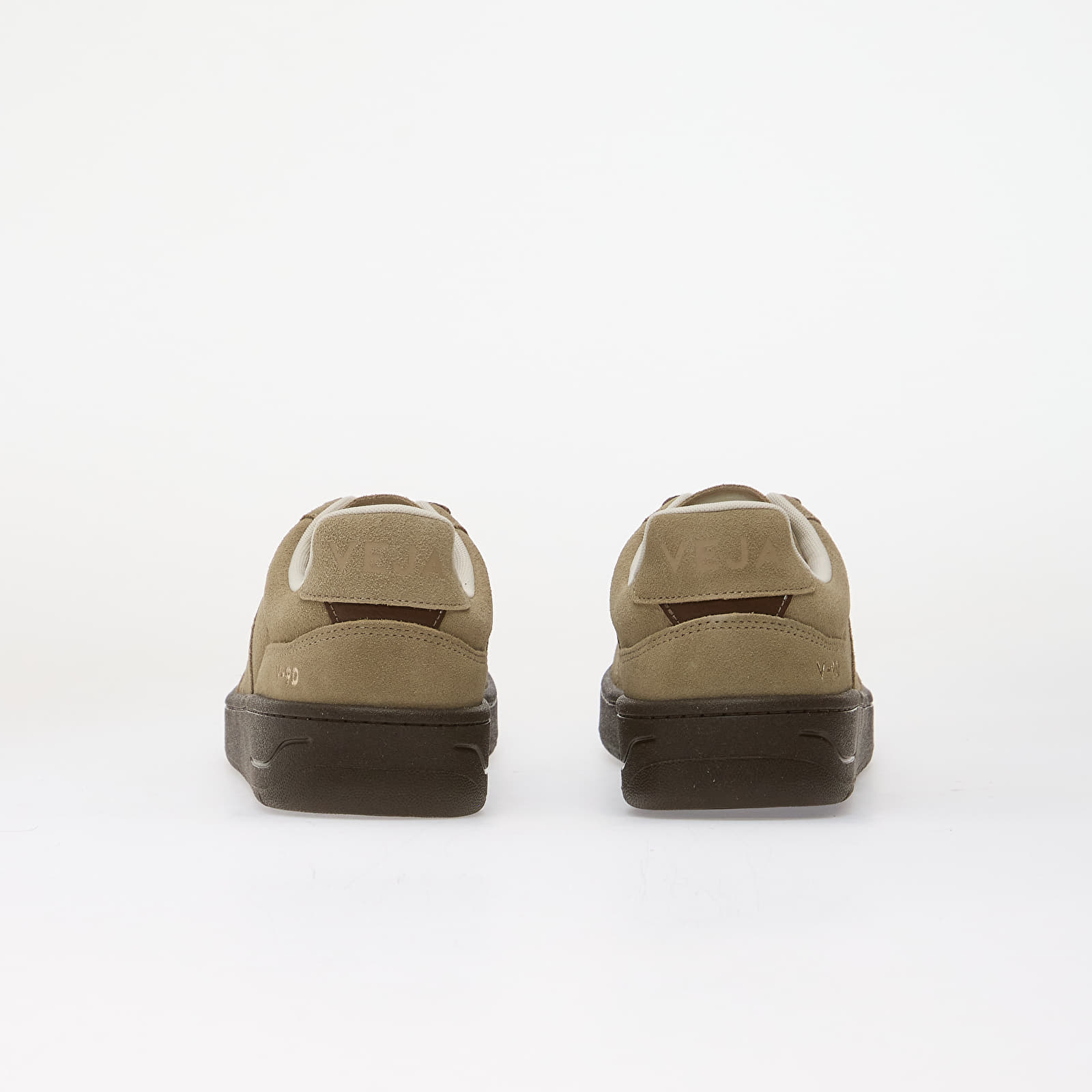 Men's shoes Veja V-90 Suede Taupe/ Eagle