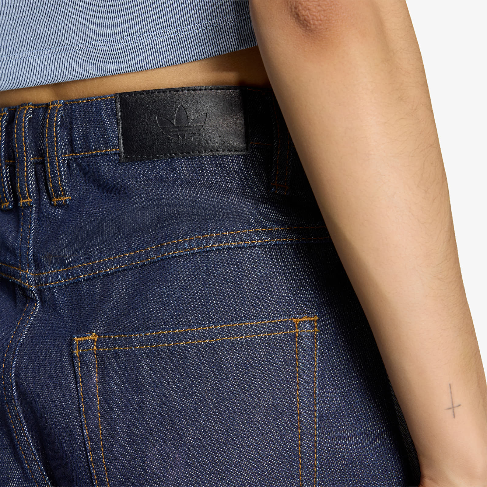 Jeans hlače adidas Firebird Mid Rise Straight Denim Pant Indigo Denim