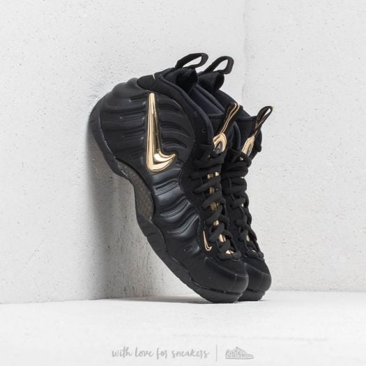 Nike foamposite black metallic gold hot sale