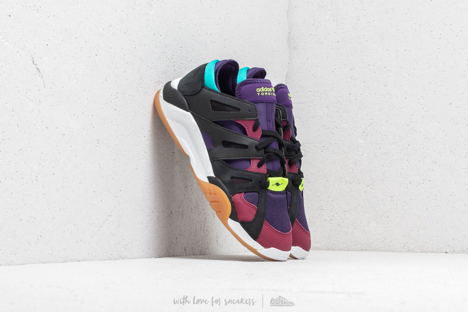 Dimension low top shoes online