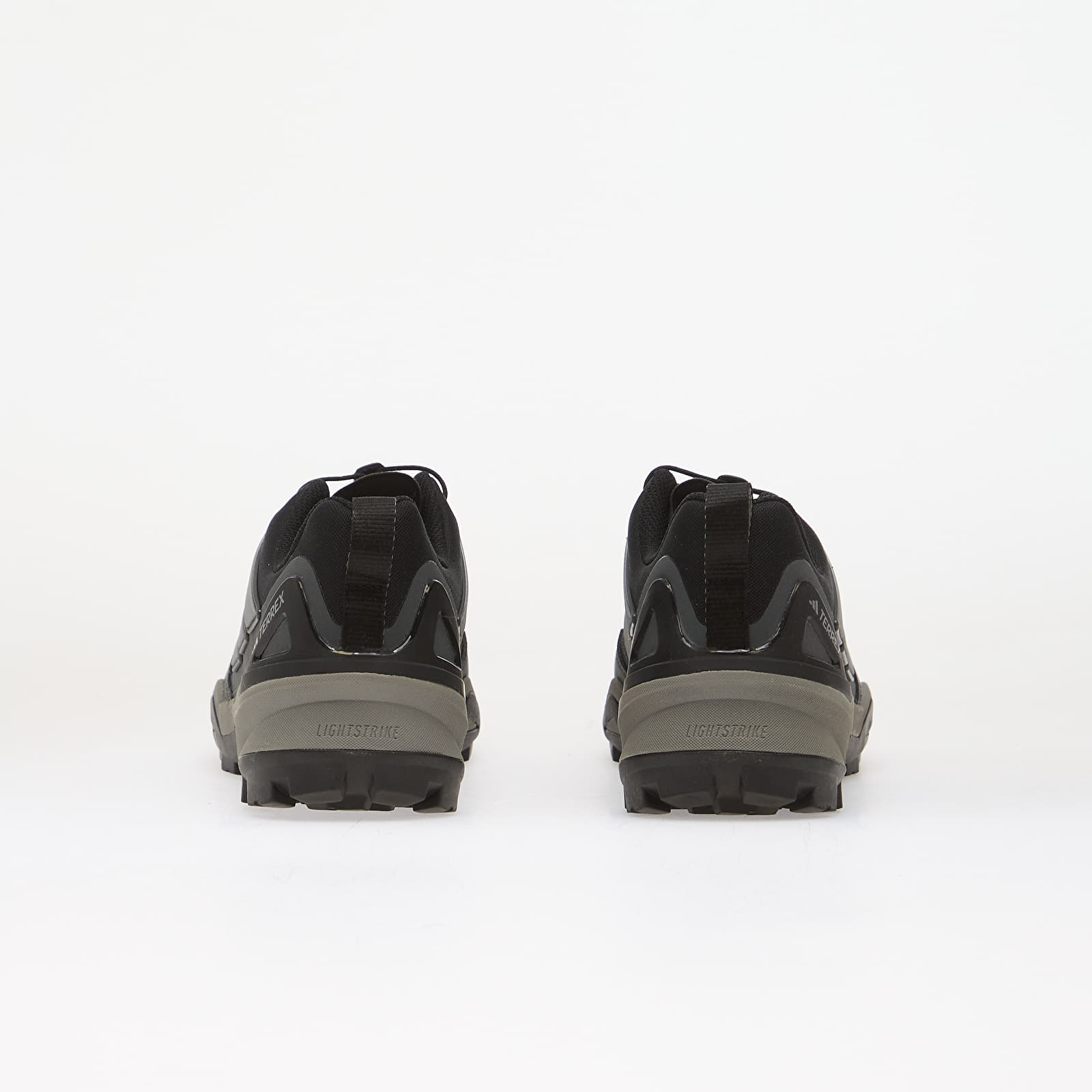 Încălțăminte și sneakerși pentru femei adidas Terrex Skychaser Gore-Tex Hiking Core Black/ Grey Three/ Grey Six