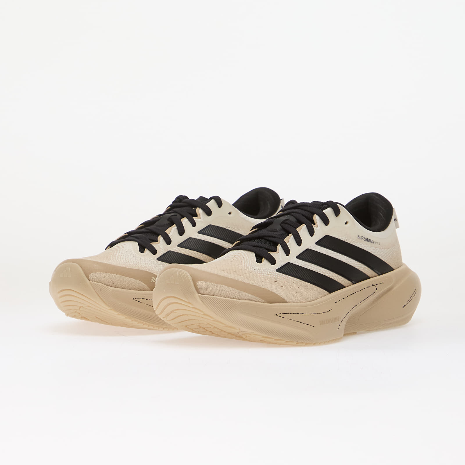 Ženski čevlji adidas Supernova Rise 3 Running Off White/ Core Black/ Onix