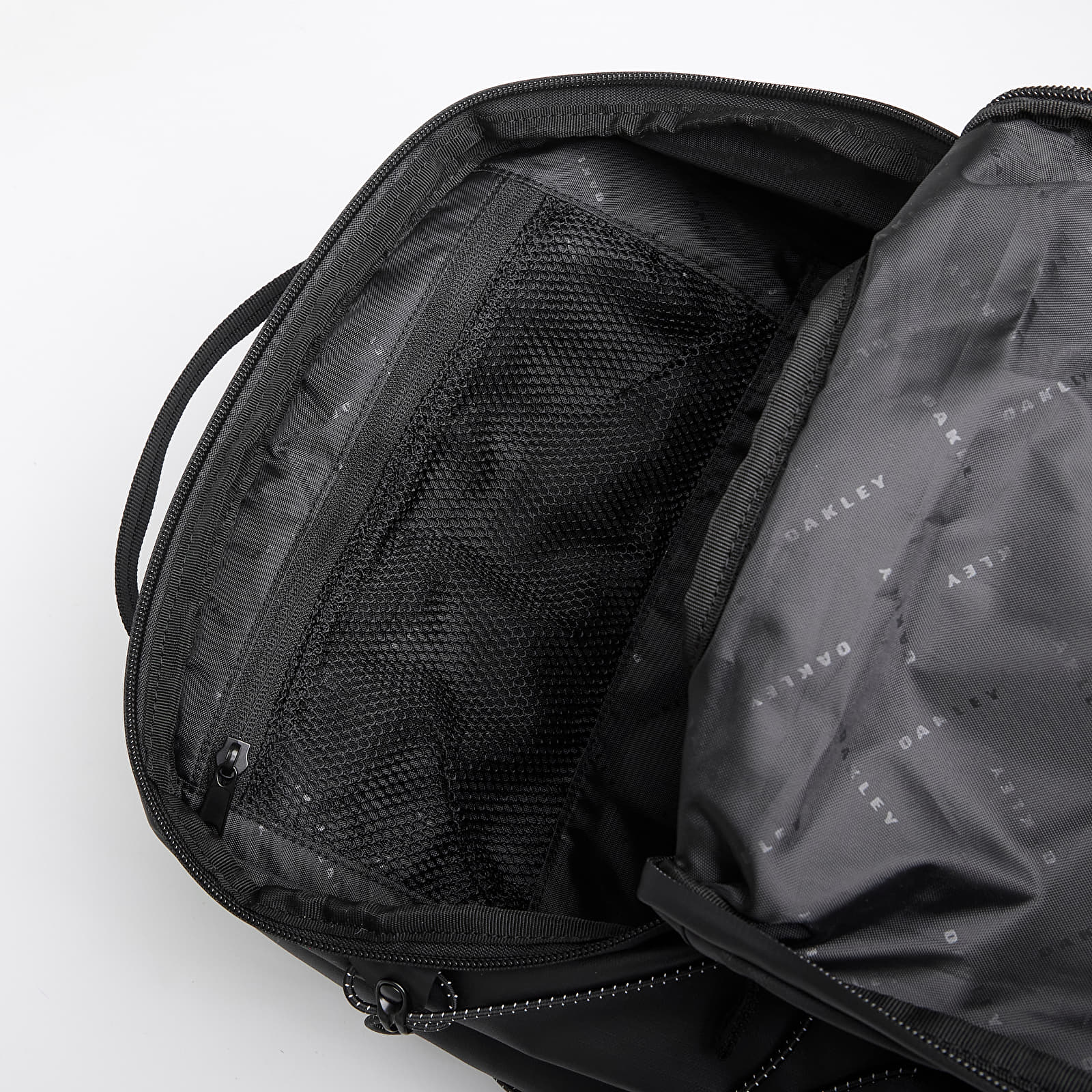 Batohy Oakley Terraquest 29l Backpack Pitch Black