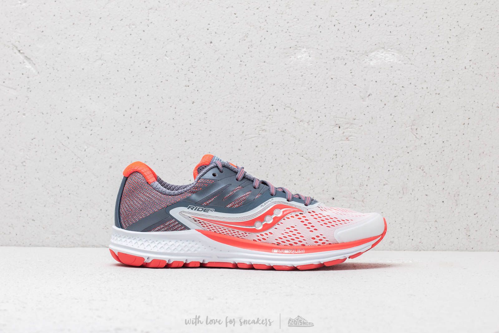Női cipők Saucony Ride 10 White/ Fog/ Red