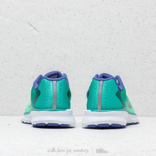 Saucony women's breakthru store 4