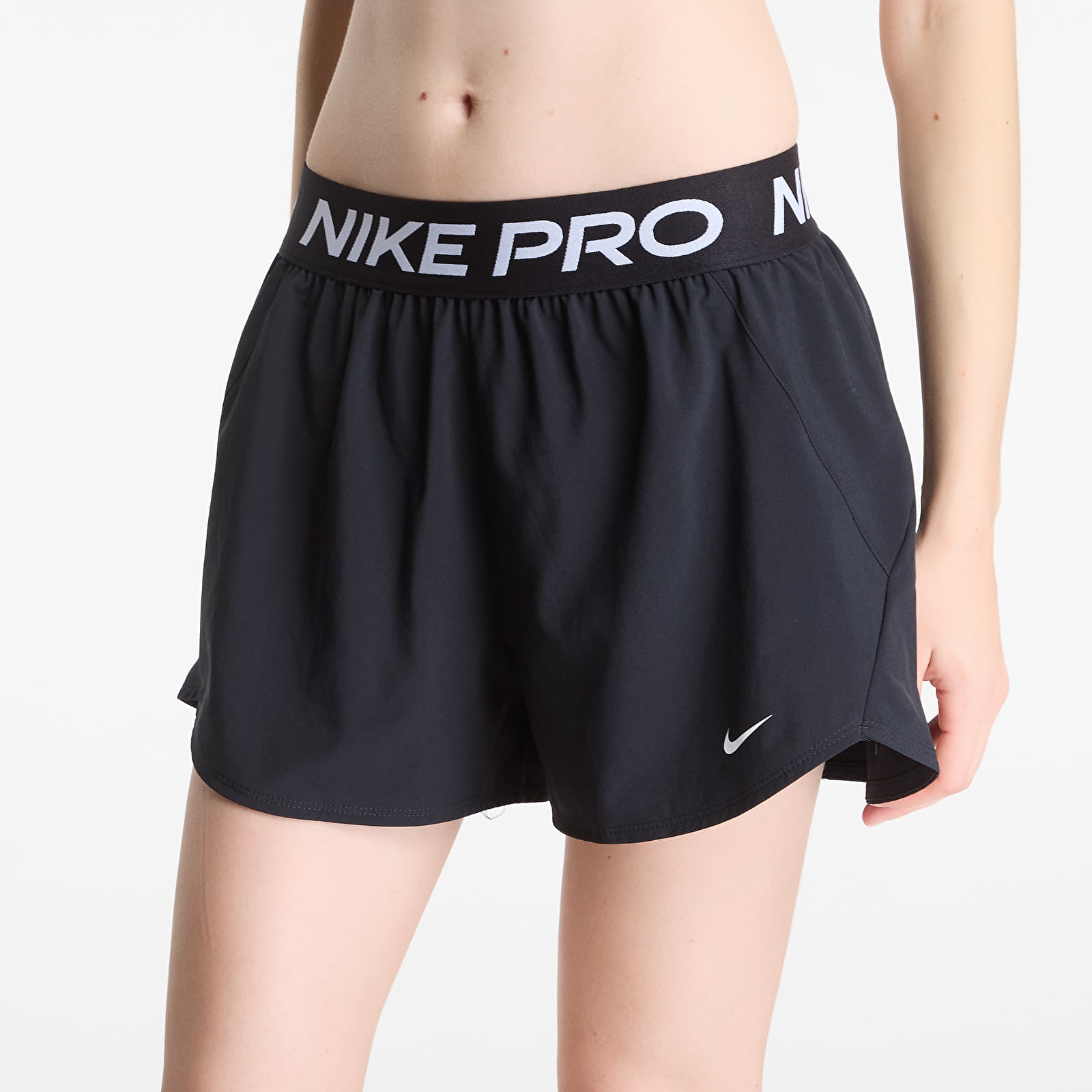 Шорти Nike Pro Women's Dri-FIT Mid-Rise Brief-Lined 3" Woven Shorts Black/ White