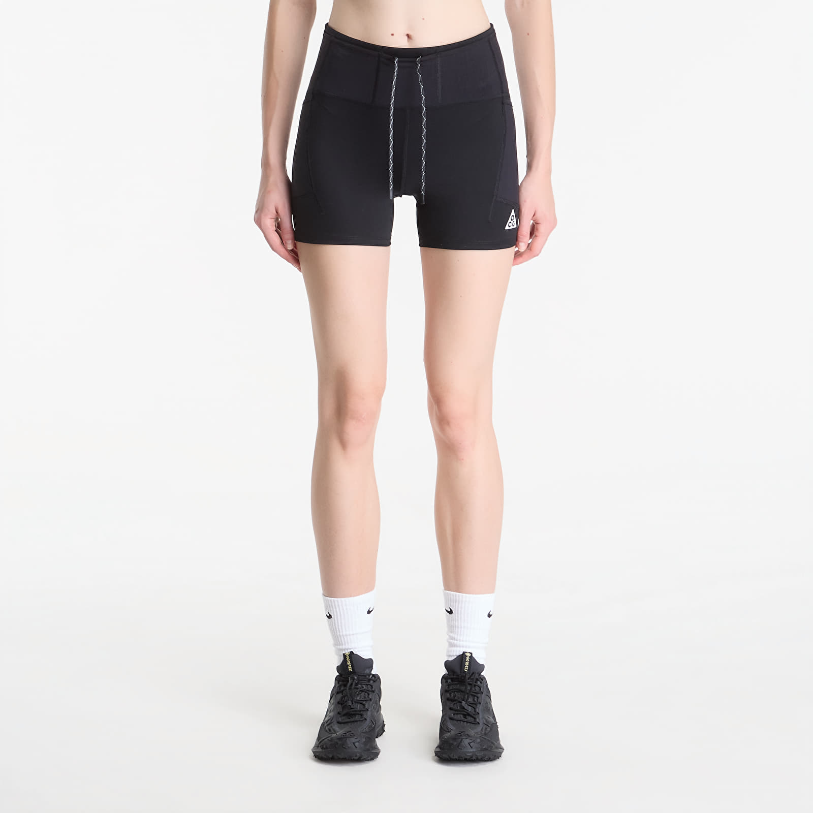 Shortsit Nike ACG Women's Dri-FIT High-Waisted 4" Trail Running Shorts Black/ Summit White