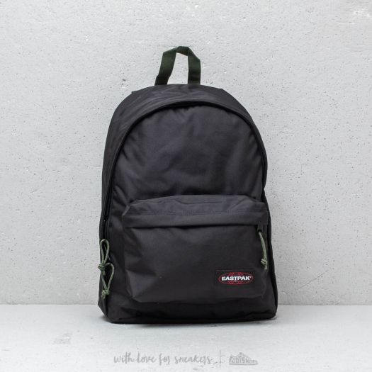 Eastpak black moss shop