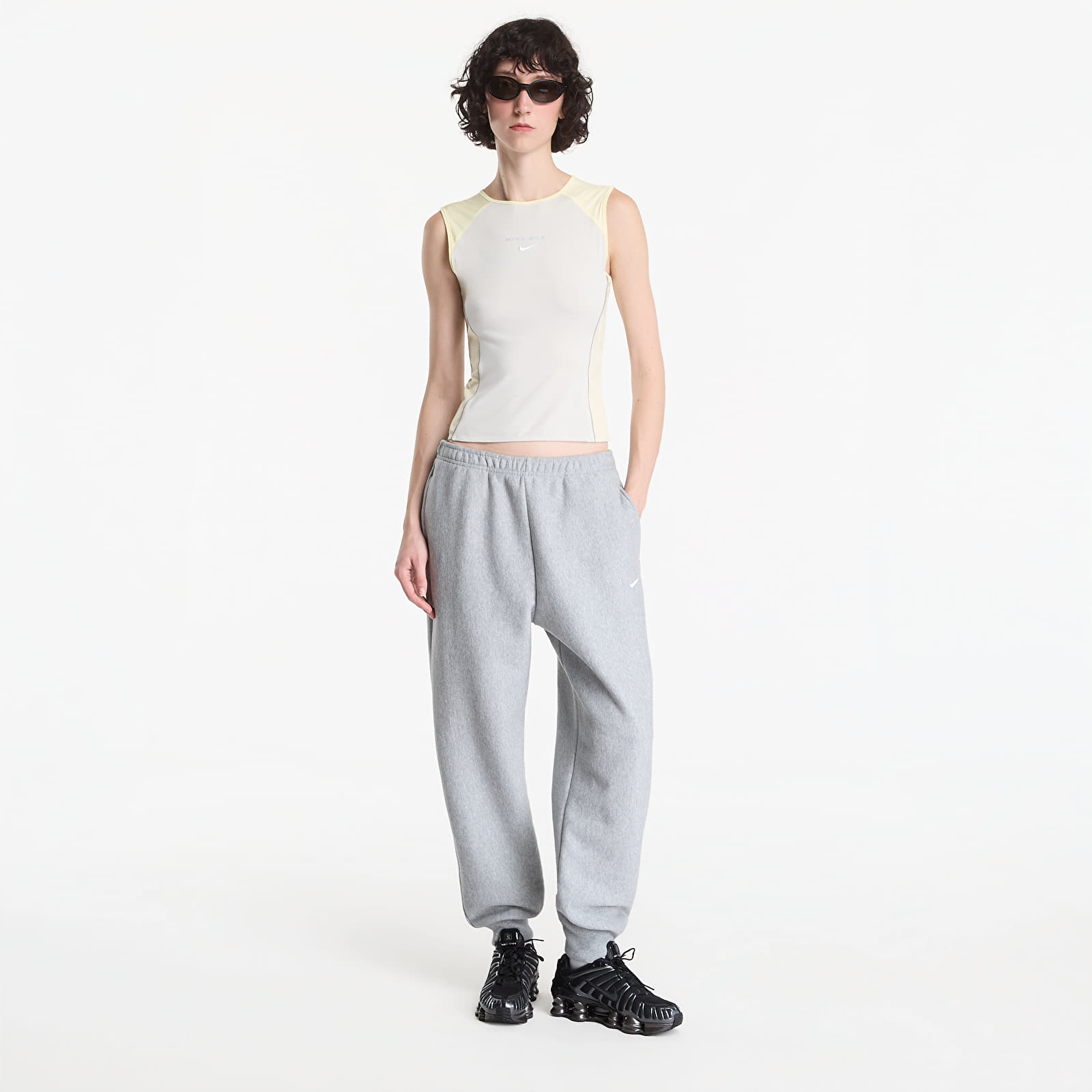 Joggebukser for kvinner Nike Studio Fleece Heavyweight Women's Oversized High-Rise Joggers Dk Grey Heather/ Sail