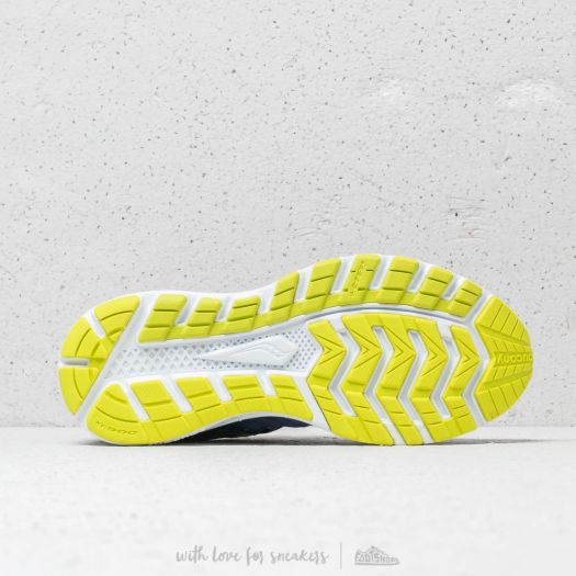 Saucony Breakthru 3
