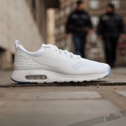 Nike air max tavas all white best sale