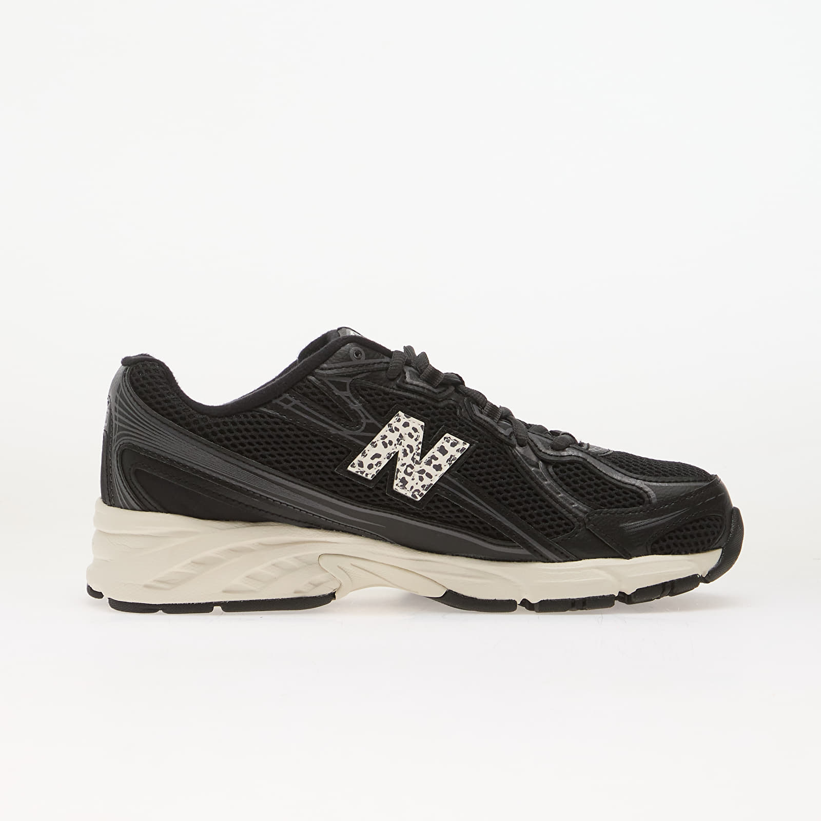 Skor för män New Balance 740 Black/ Sea Salt