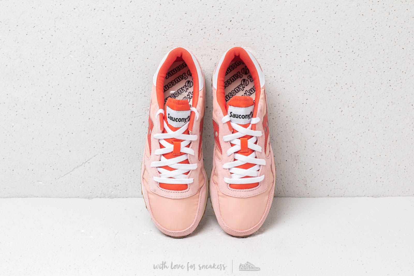 Saucony women's dxn trainer vintage deals pinkberry