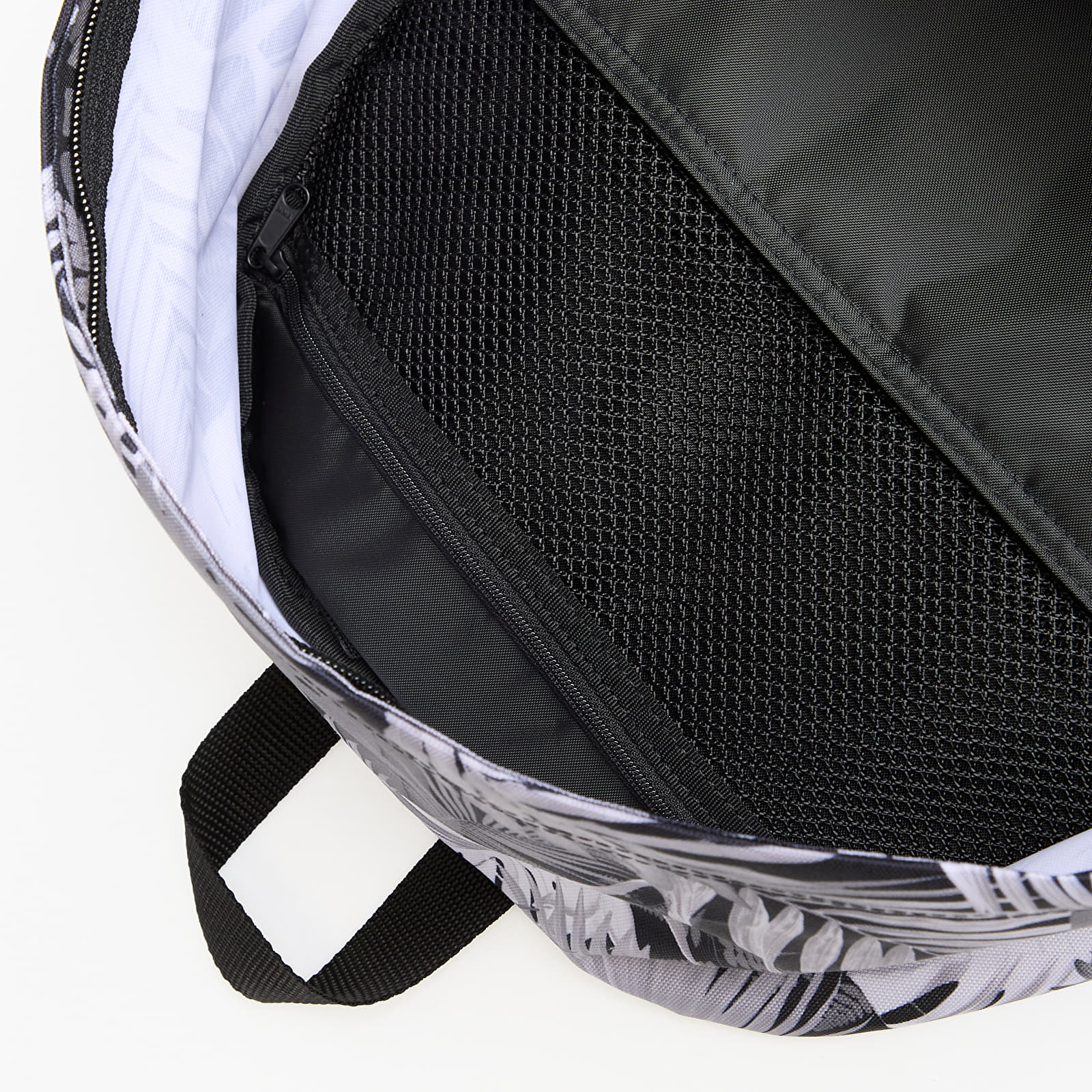 Plecaki Eastpak Out of Office Brize Retro Dark
