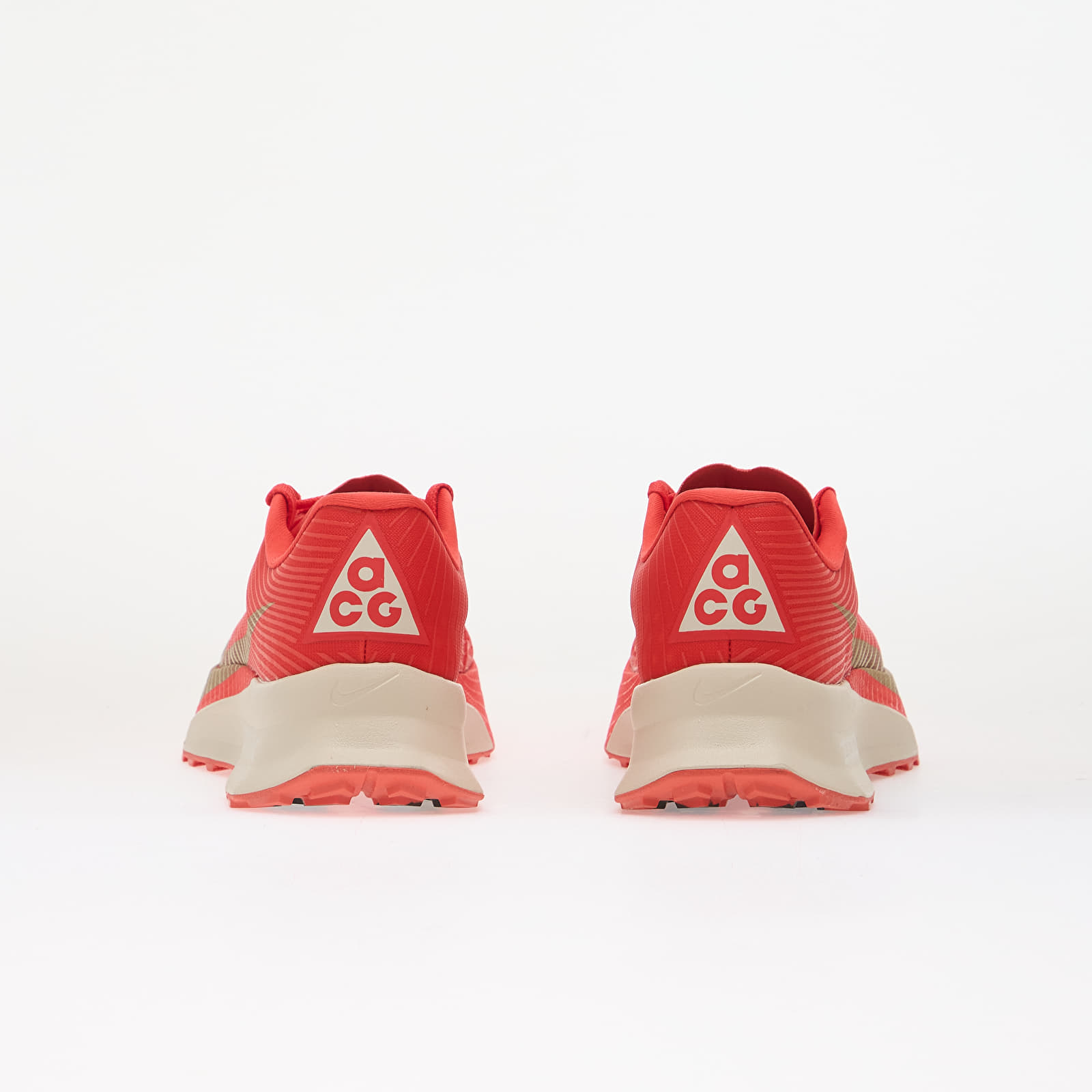 Мужская обувь Nike ACG Ultrafly Trail Lt Crimson/ Linen-Lt Orewood Brn