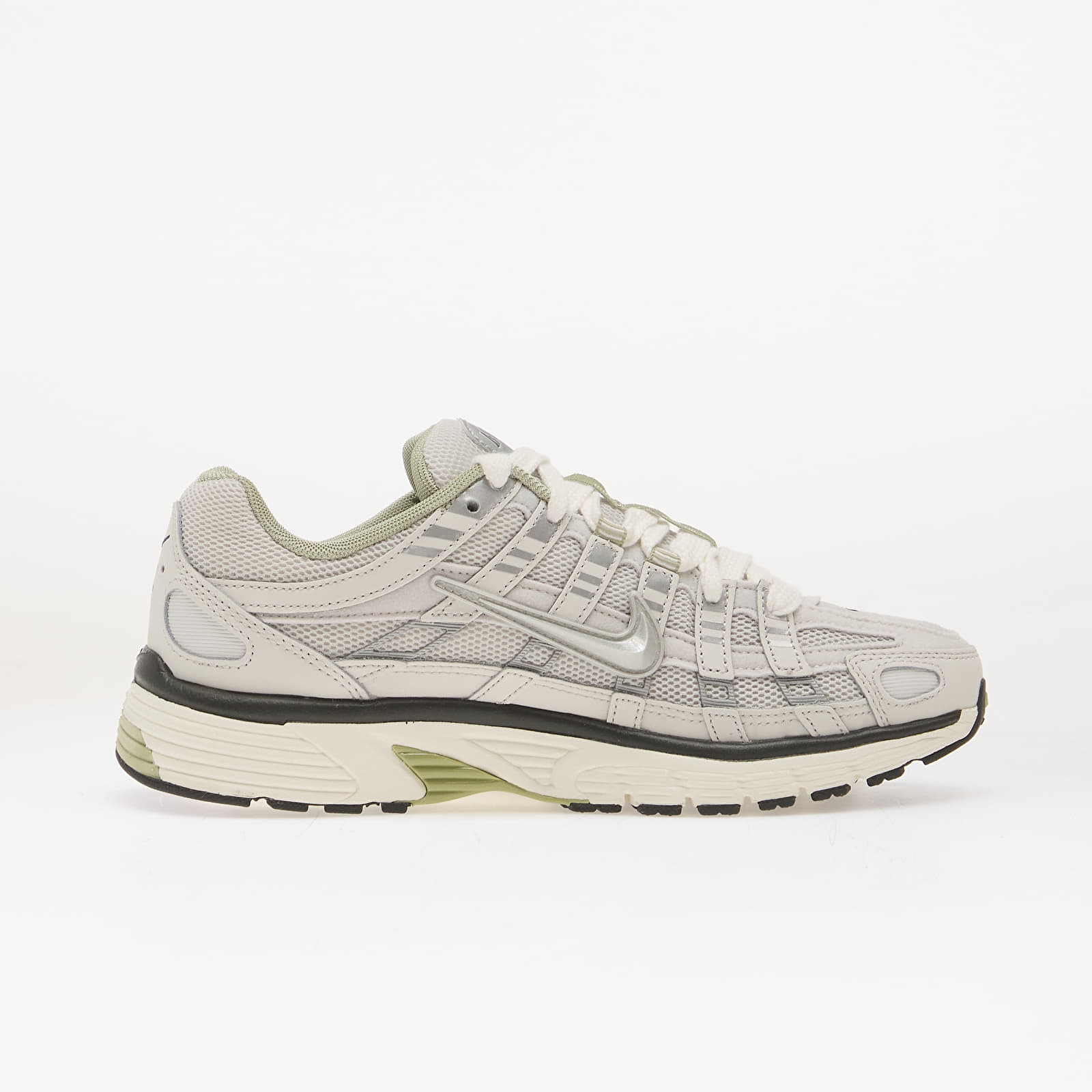 Herren Sneaker und Schuhe Nike P-6000 Platinum Tint/ Metallic Silver-Sail