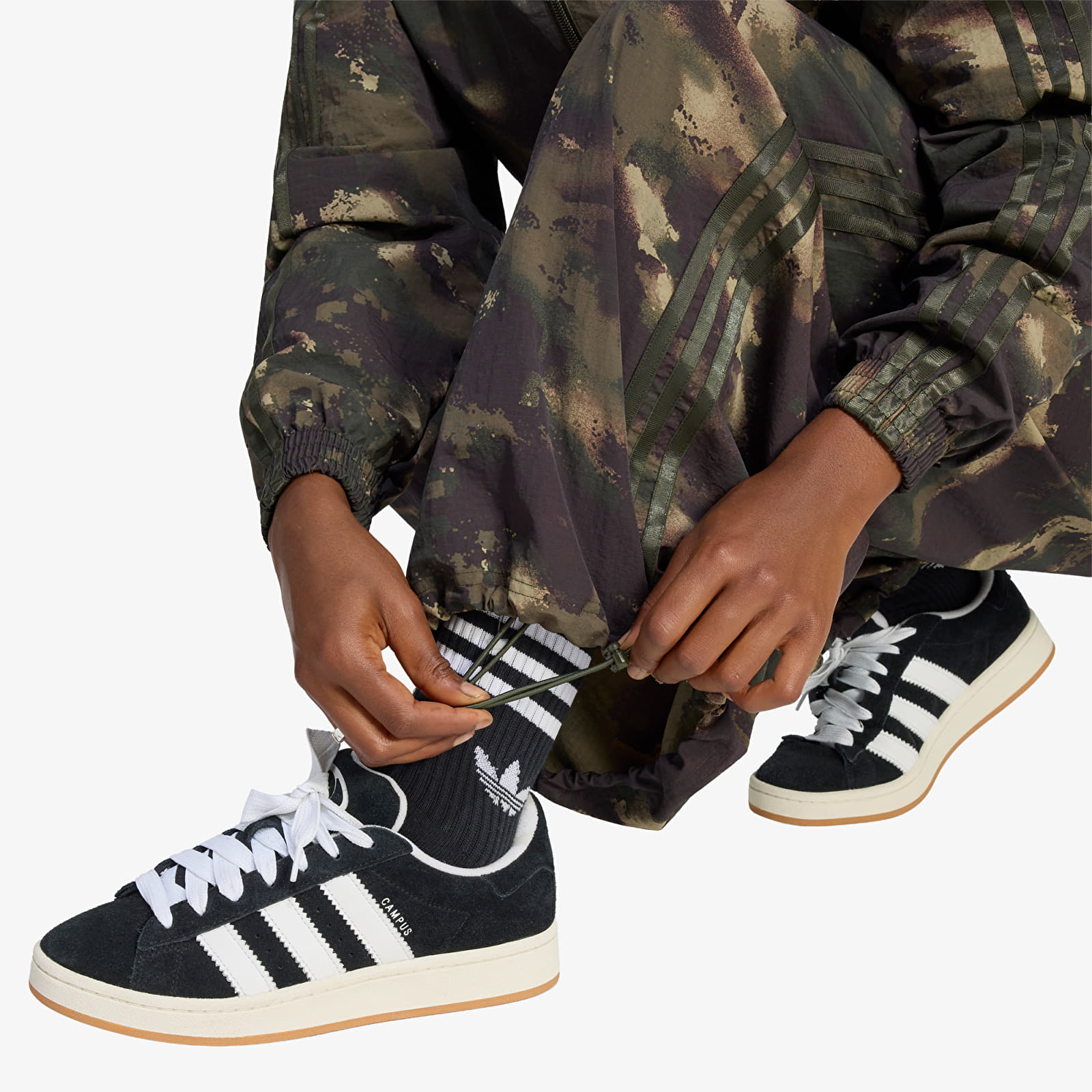 Штани adidas Badigirl Camouflage Adilenium Track Pant Night Cargo/ Aurora Coffee/ Olive Strata