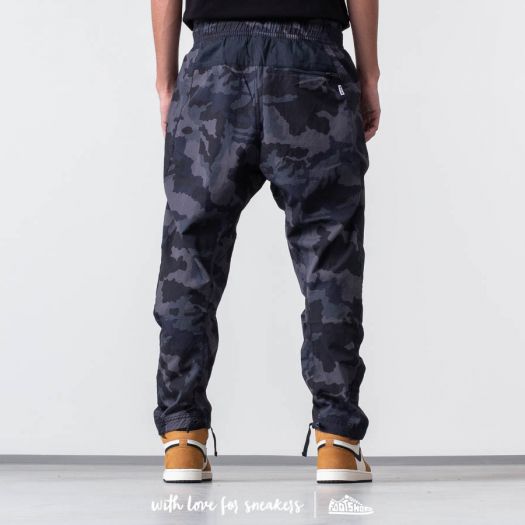 Pants and jeans Nike Sportswear Jogger Pants Camo Footshop