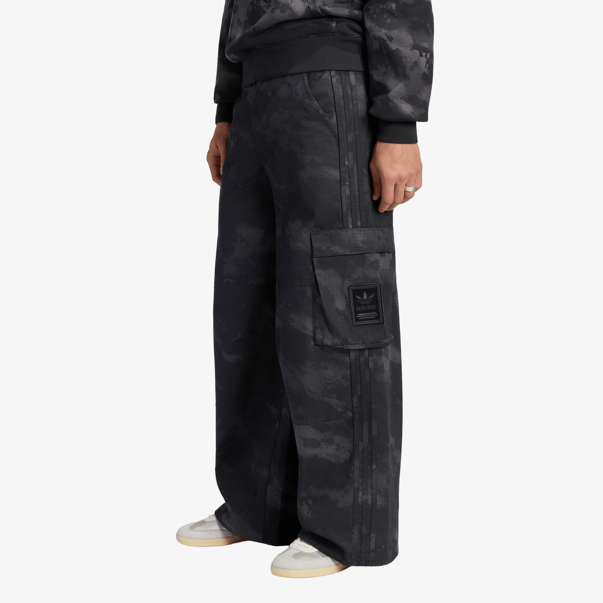 Kalhoty adidas Camo Pants Black L