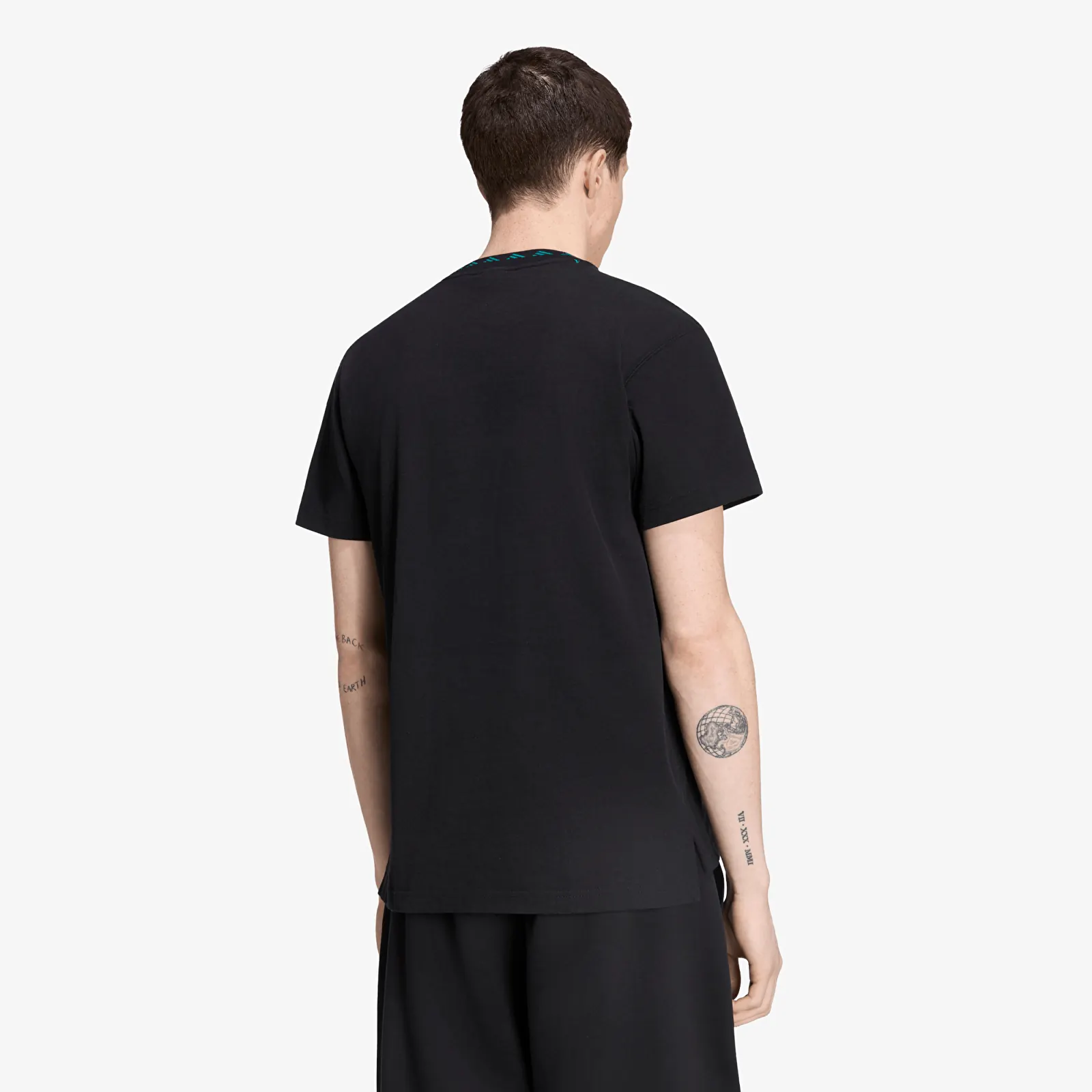 Majice i košulje adidas Equipment Logo Tee Black