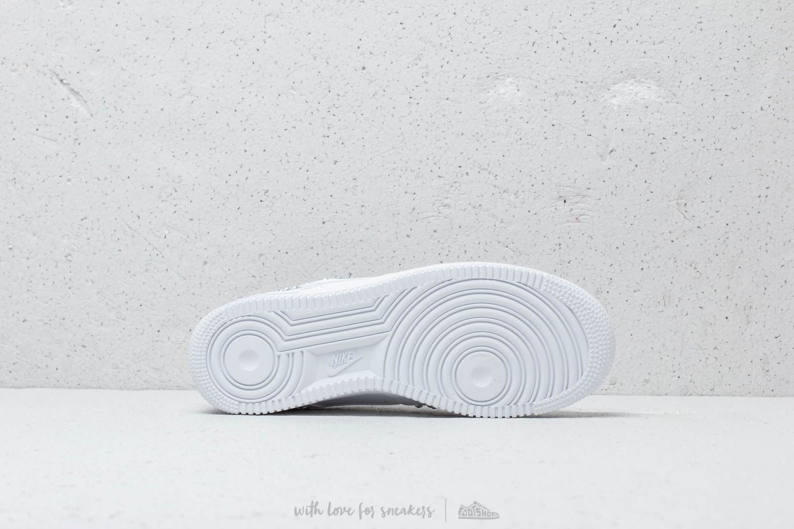 Дамски кецове и обувки Nike Wmn's Air Force1 '07 XX White/ White-White