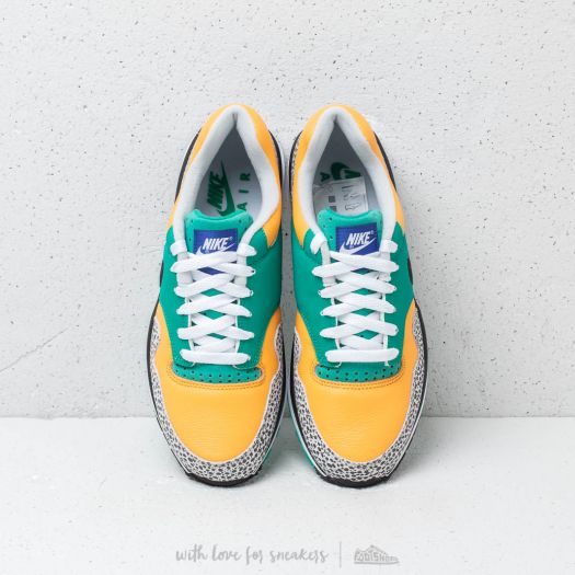 Nike air safari emerald green hot sale