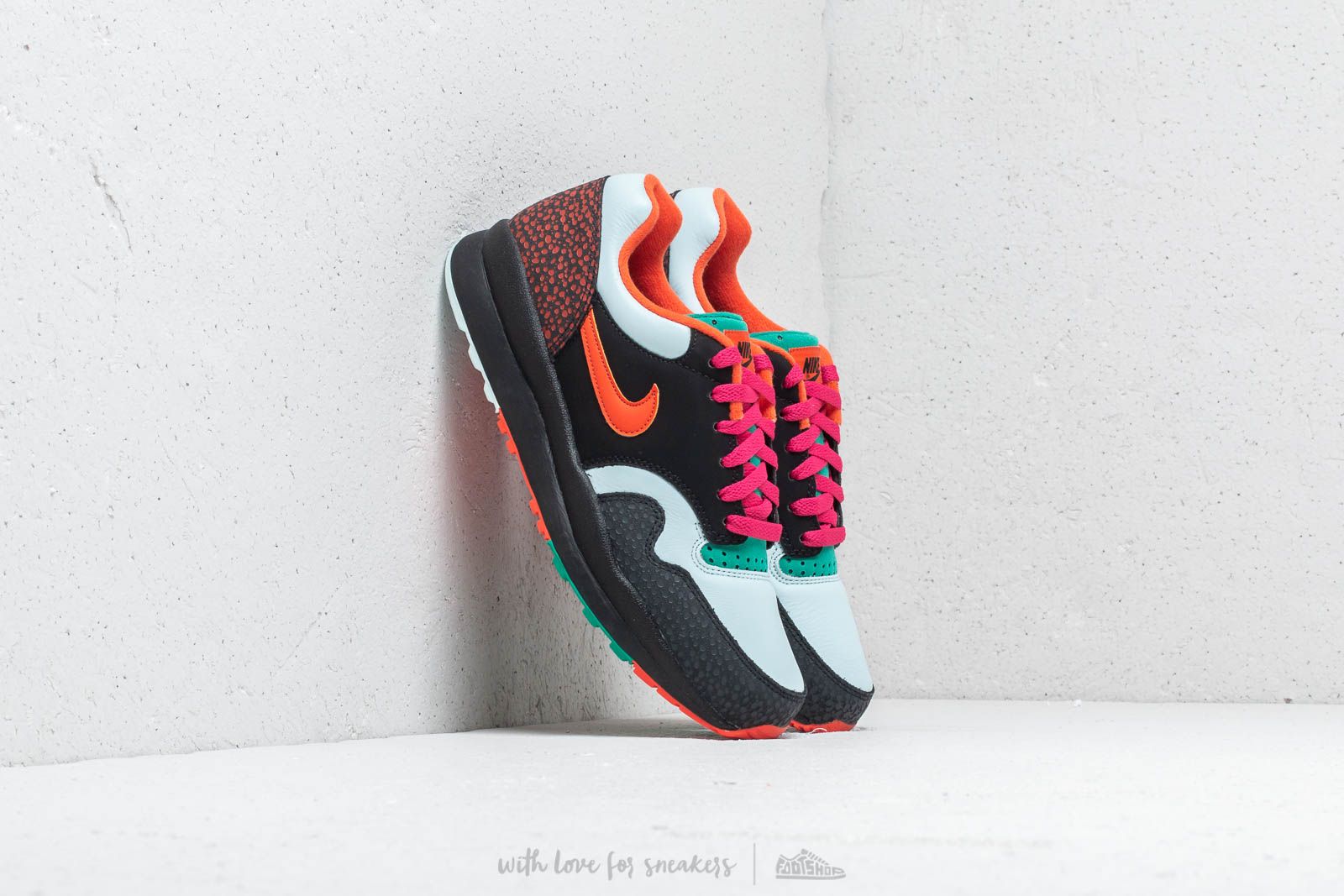 Nike air safari supreme discount