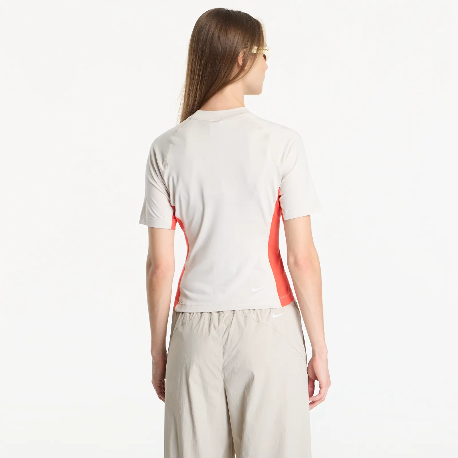 T-särgid Nike ACG "Wildsee" Women's Dri-FIT Short-Sleeve Base Layer Top Lt Orewood Brn/ Lt Crimson/ Summit White