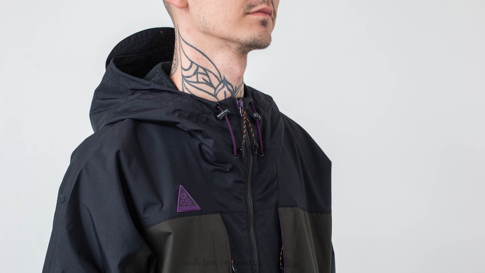 Nike acg anorak black sequoia sale