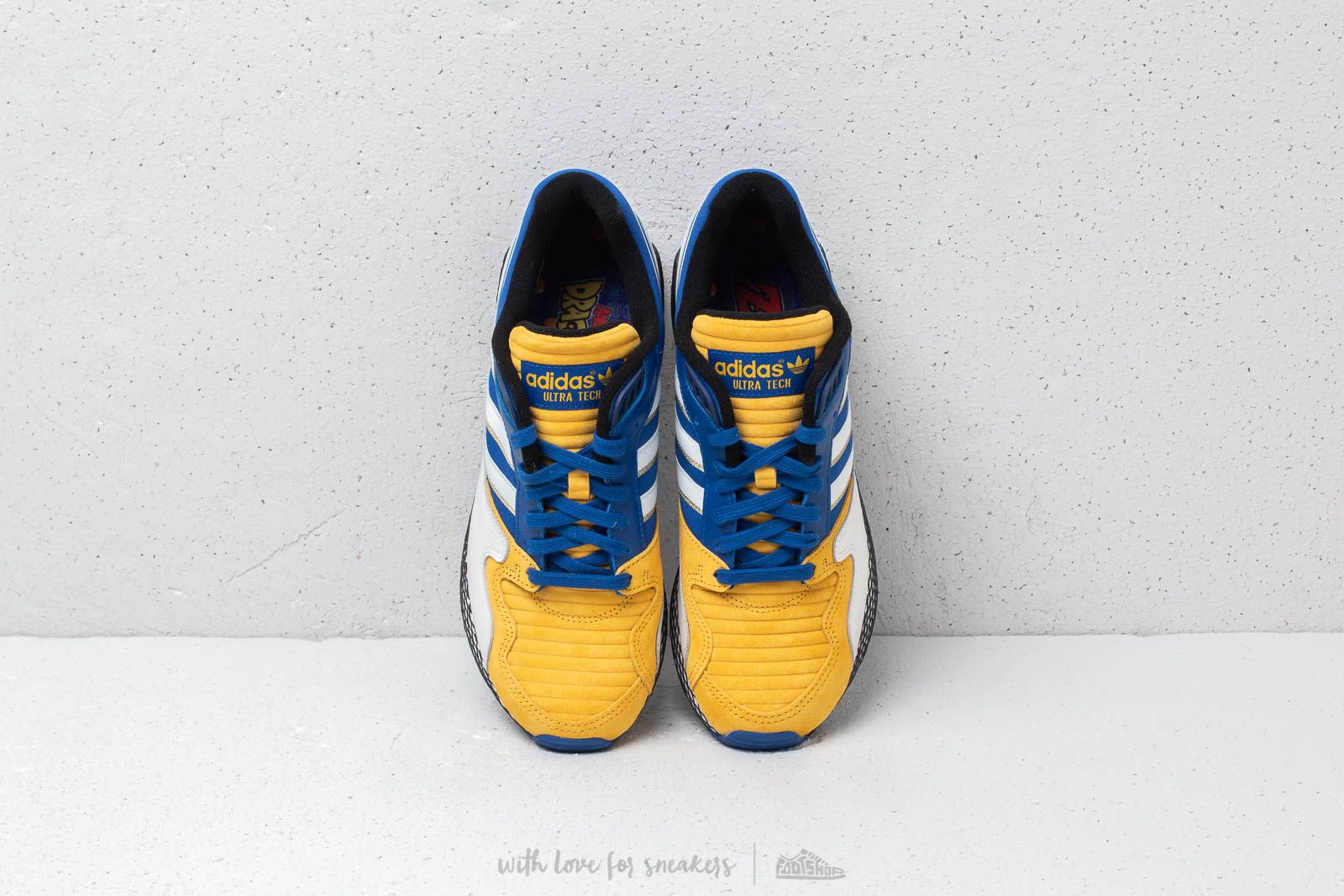 Herren Sneaker und Schuhe adidas x Dragon Ball Z Ultra Tech Cloud White/ Collegiate Royal/ Bold Gold