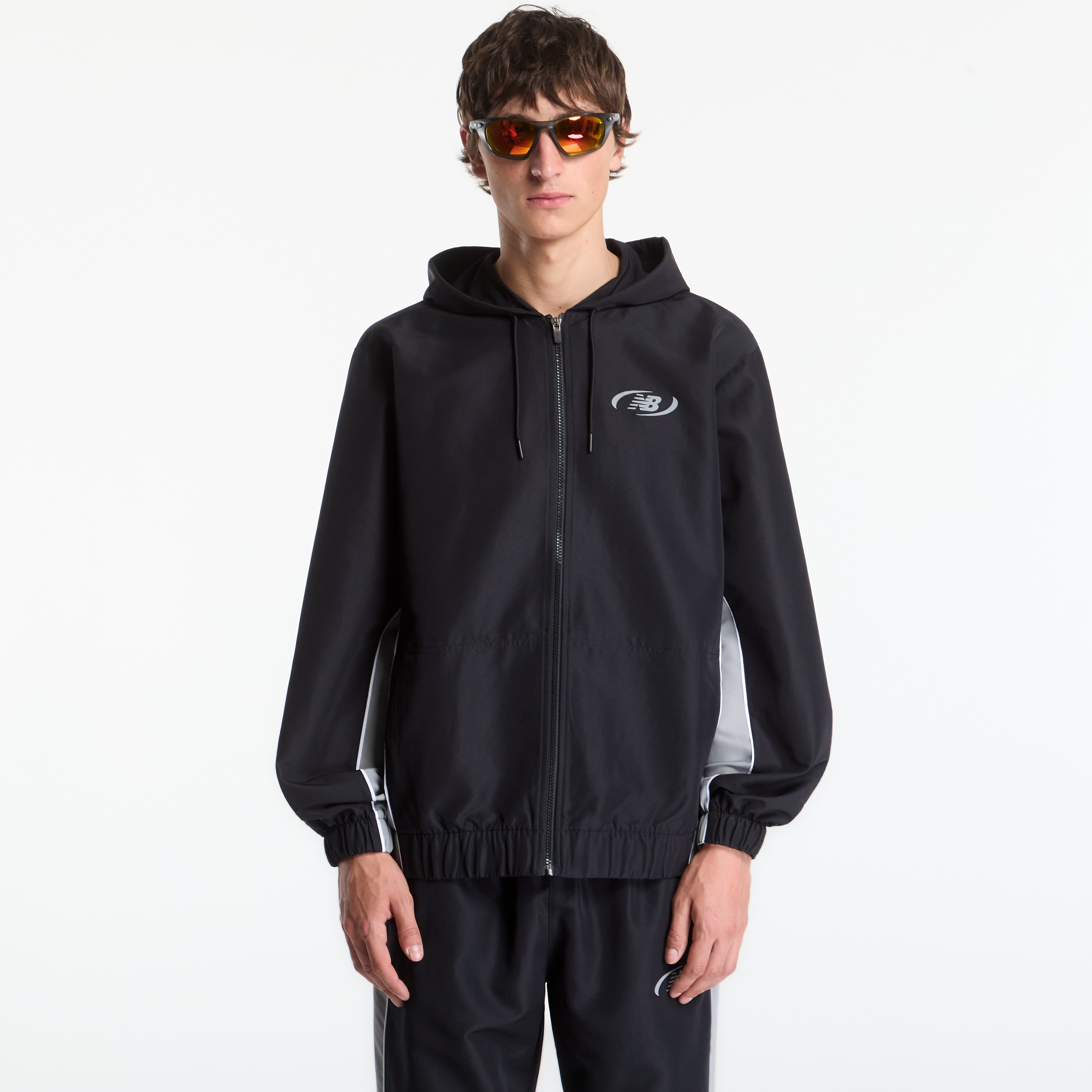 Bunda New Balance Trackside Woven Jacket Black/ Slate Grey XL